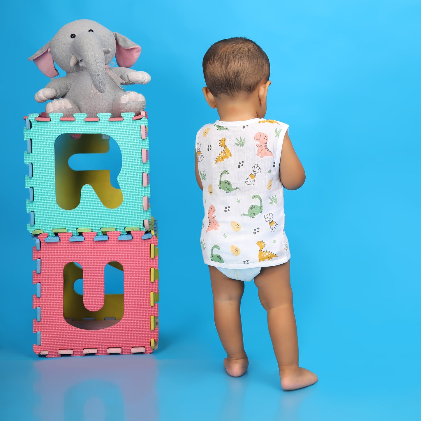 Jhabla -  Jurassic Hug