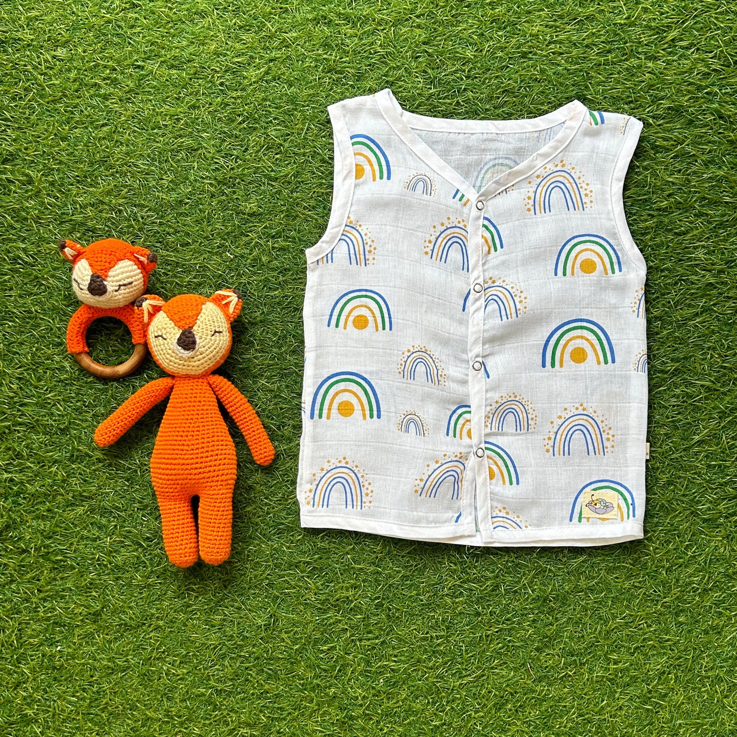 Jhabla - Rainbow Snuggles